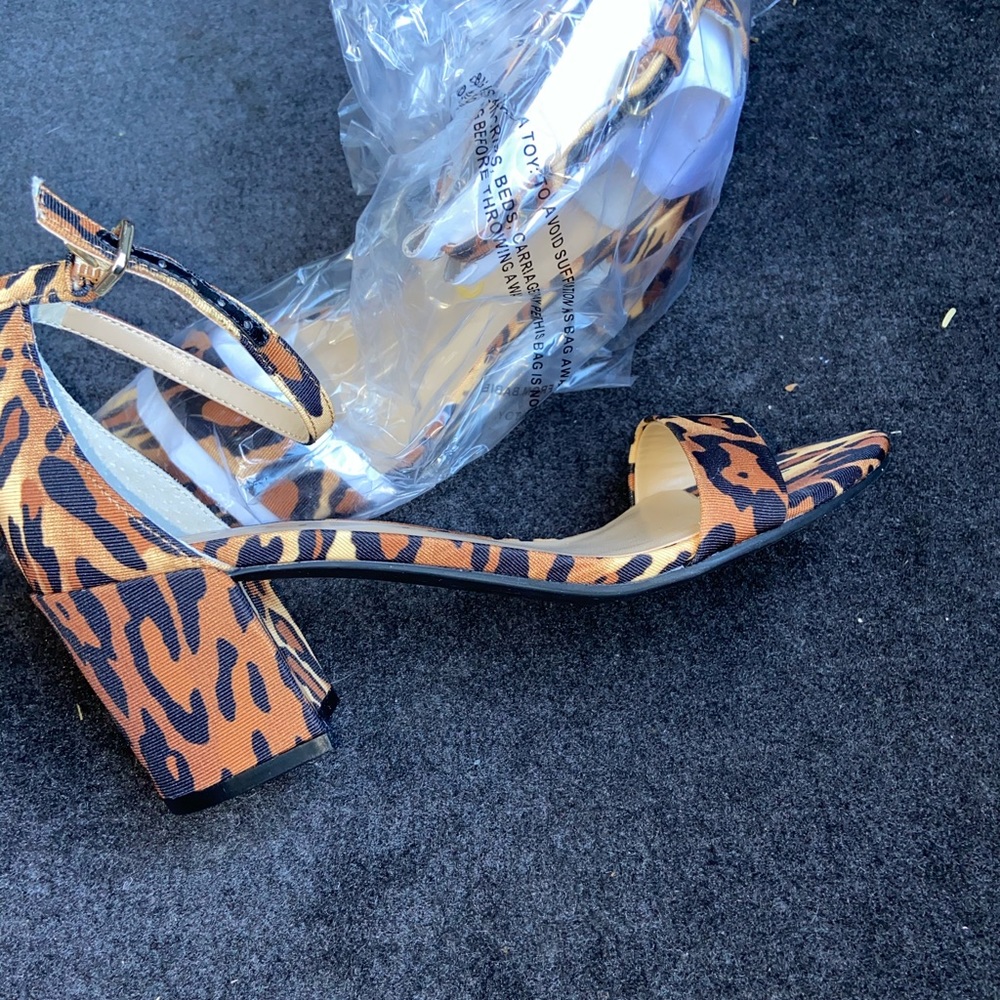 Unisa Cheetah print heels size 7& 10